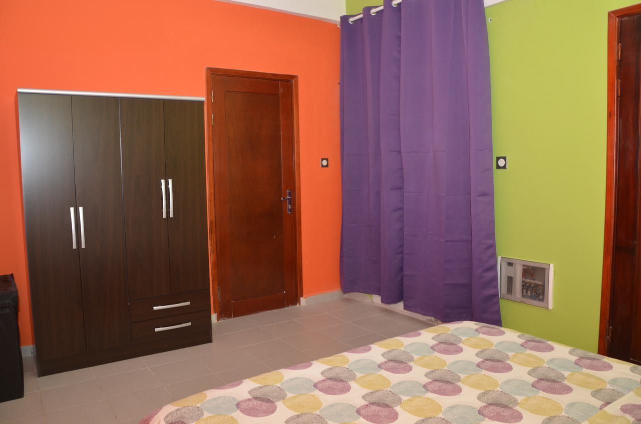 Le Buffle Noir Appart d'hôtes Douala Exterior foto