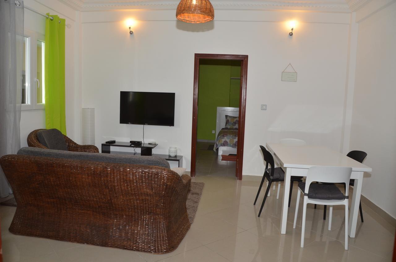 Le Buffle Noir Appart d'hôtes Douala Exterior foto
